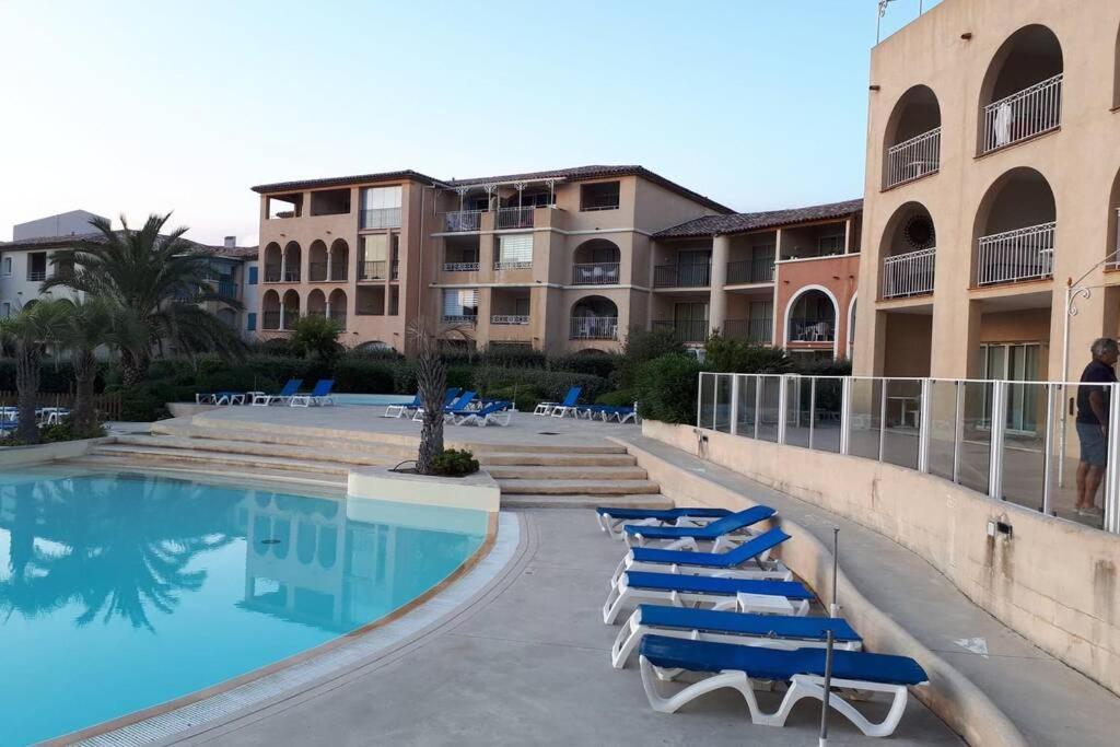 Апартаменты Magnifique Rez De Jardin & Piscine & Bord De Mer Сис-Фур-Ле-Пляж Экстерьер фото